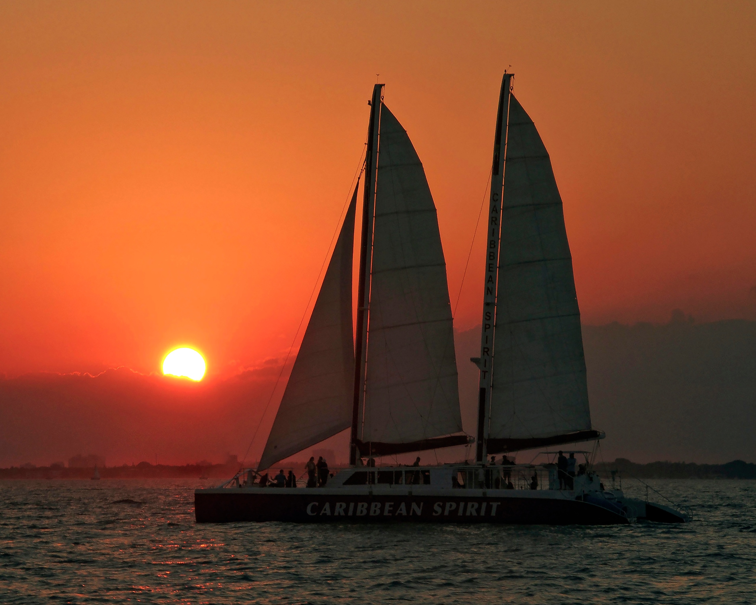 Sunset Cruise Miami: Cast Away the Day in Miami