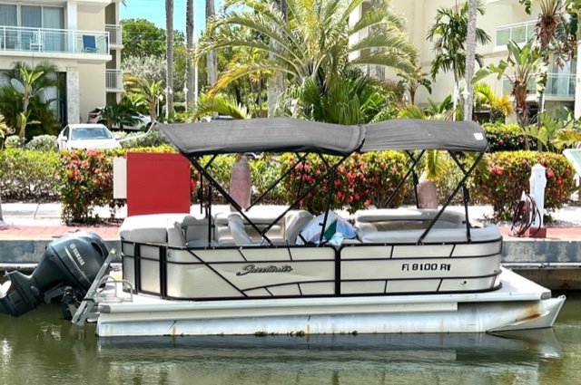 Premium Pontoon Boat Rental