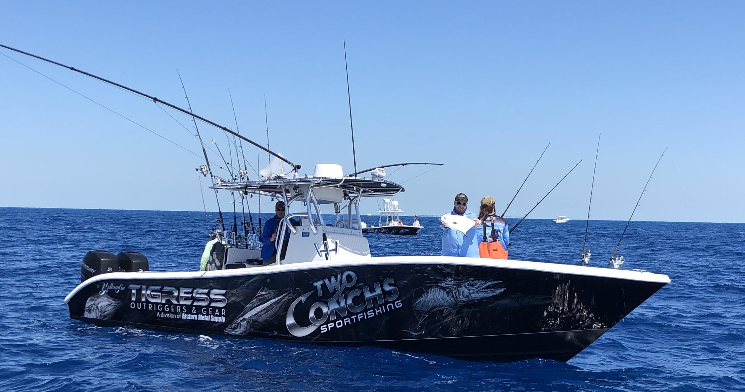 32 ft Yellowfin w/twin Mercury 300s