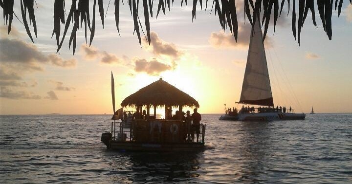 Makai Sunset Cruise - Schooner Wharf Dock — Key West