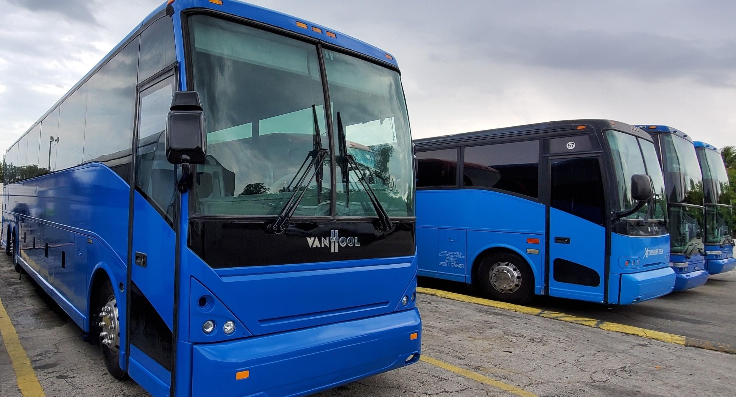 PRIVATE MIAMI TOUR BUS