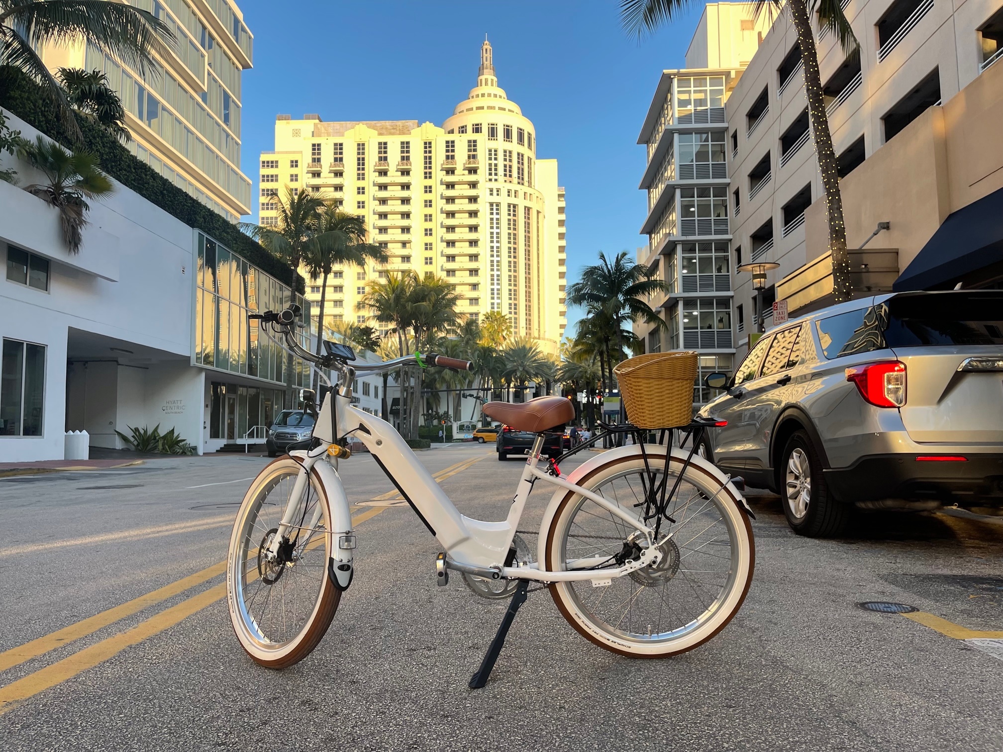 Electric Bike Rental Miami Beach in Miami Beach