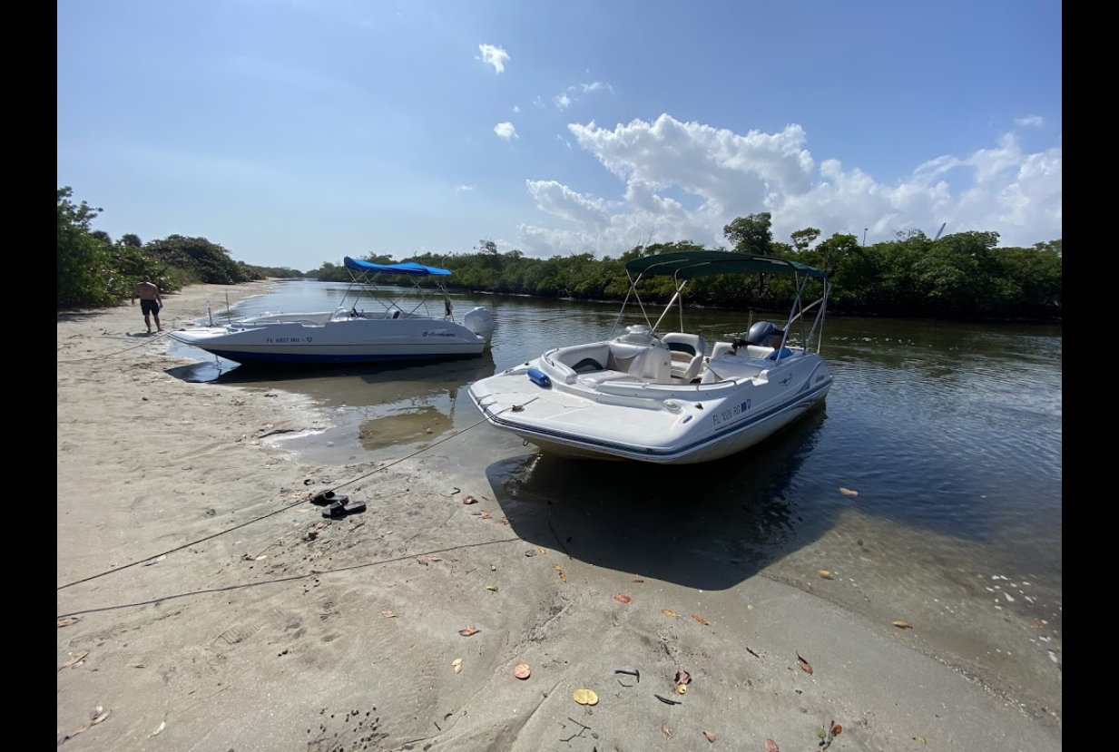 Small Deck Boat Rentals