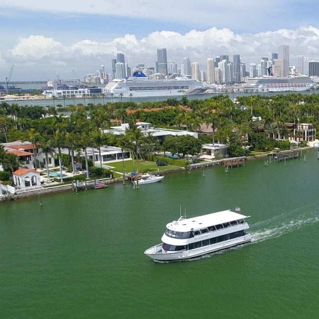 Miami Millionaire's Row Cruiser Tour in Miami Beach
