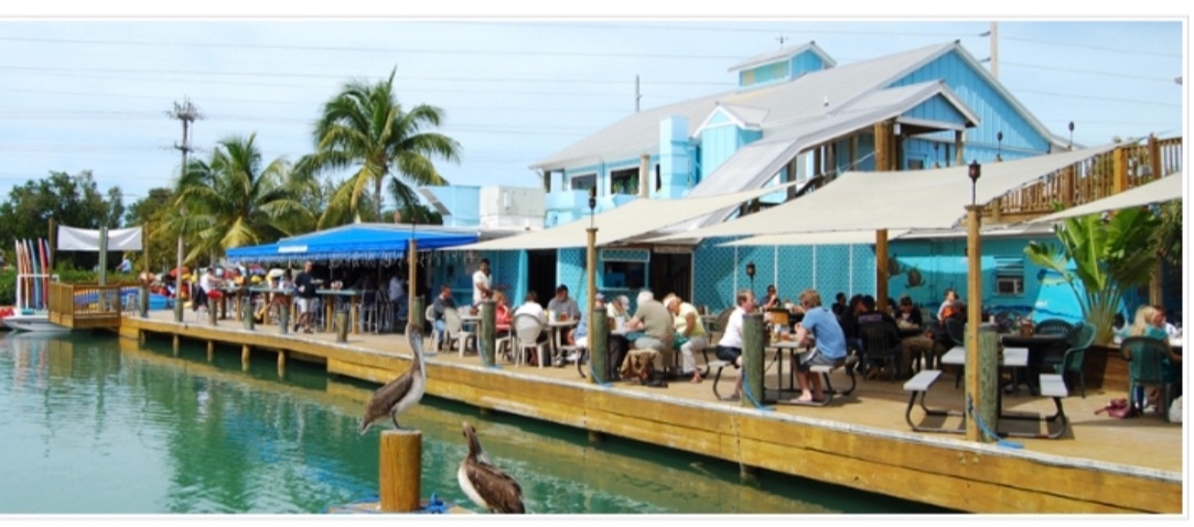 Tiki Bar, Sightseeing & Boca Chia Sandbar Stop — Key West