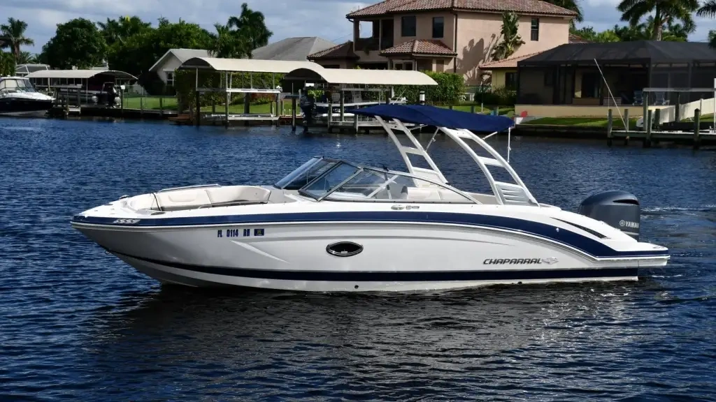 25' Chaparral Suncoast 250 — Cape Coral