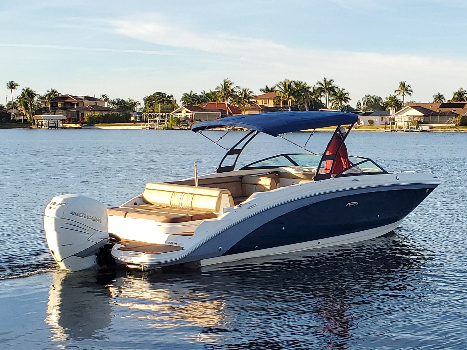29' Sea Ray 270 SDX II 300 HP — Cape Coral