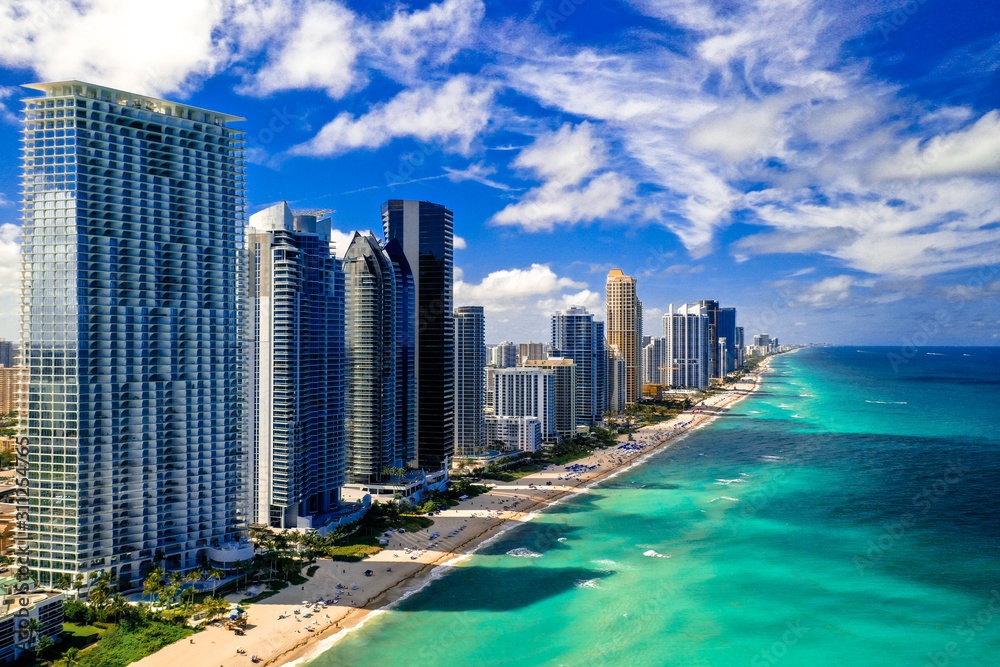 Sunny Isles Skyline Private Airplane Tour in Fort Lauderdale