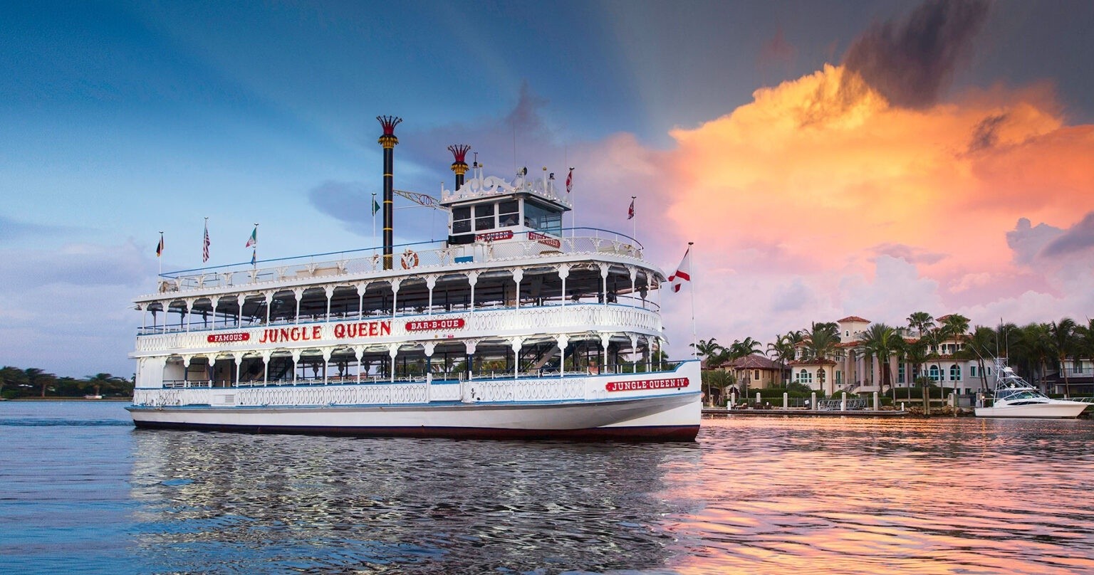 Ignite the Night Isle Dinner & Show With Sightseeing Cruise — Fort Lauderdale