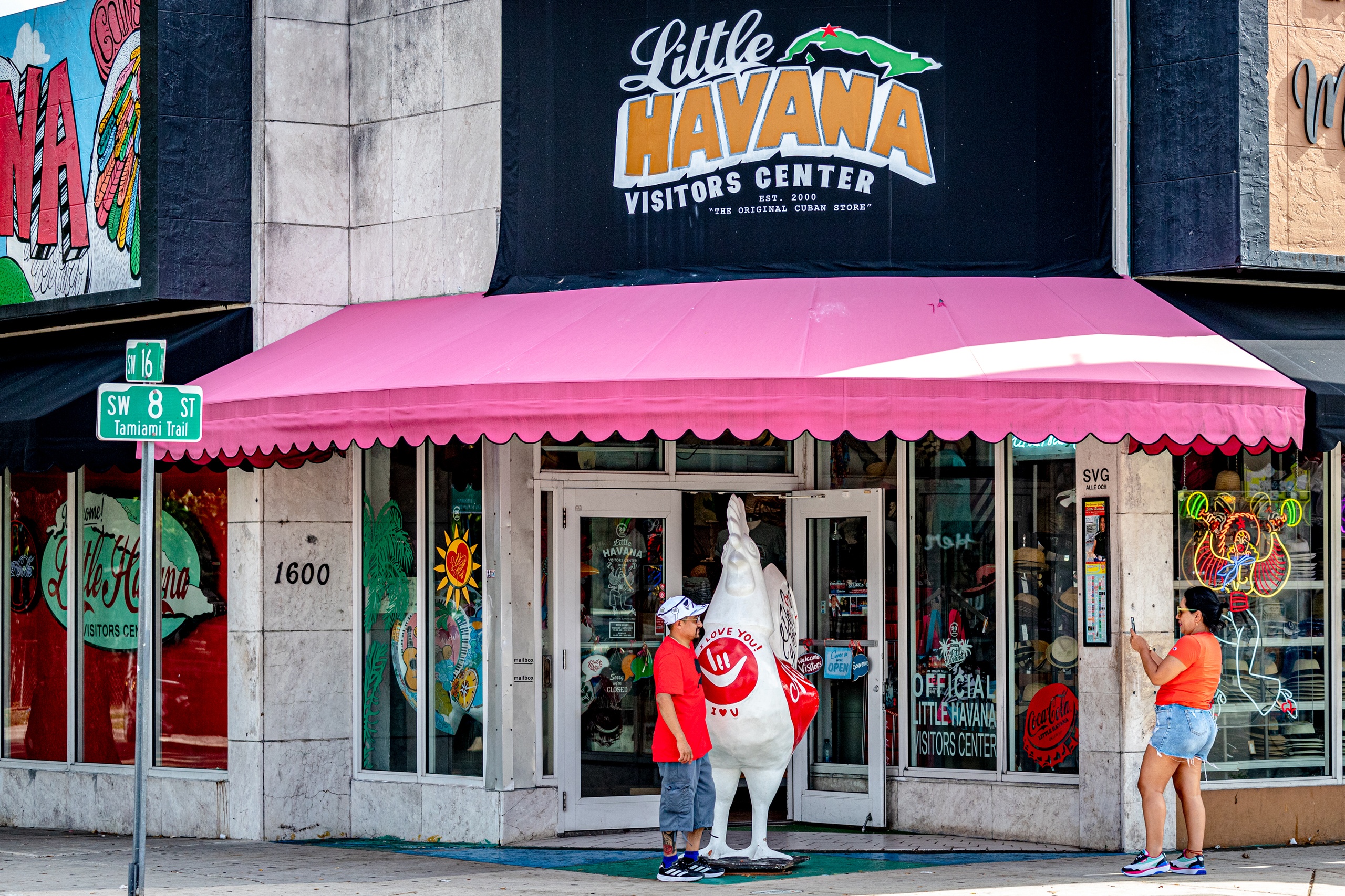 Little Havana WOW Walking Tour - Small Group Size — Miami