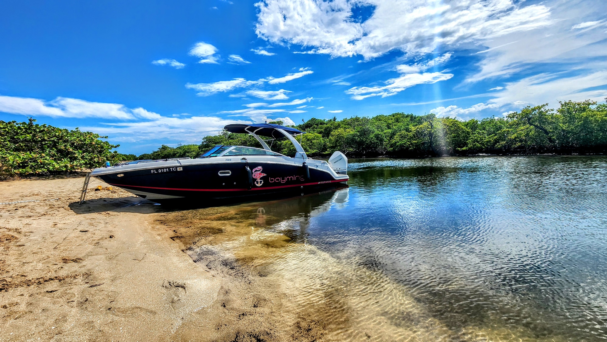 Fun at the Sandbar — Fort Lauderdale