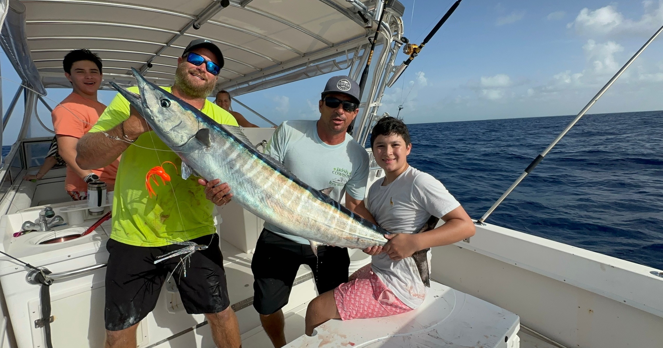 Knotty Cowgirl 37' Premium Light Tackle fishing Charter — Key West