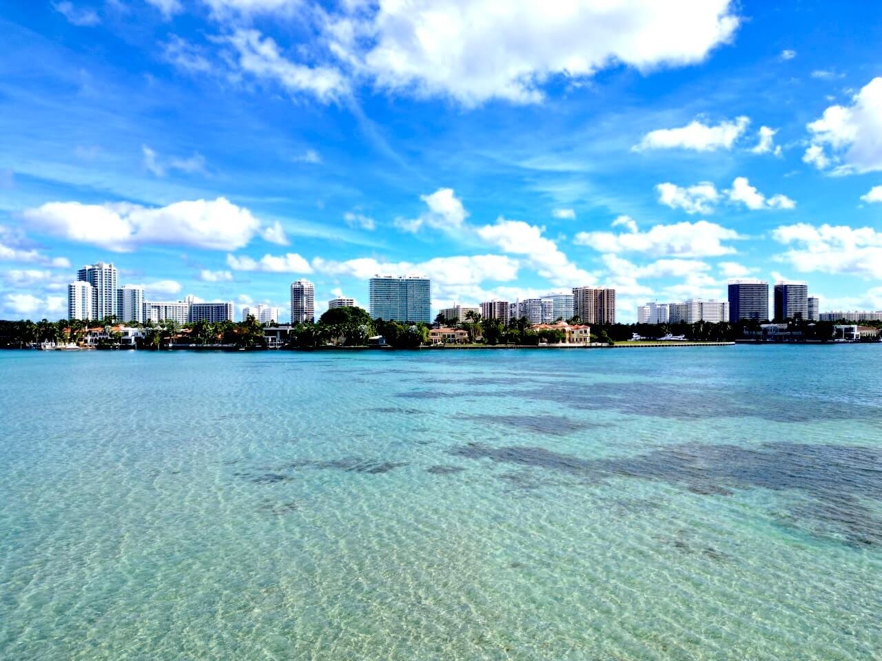 Haulover Sandbar and Indian Creek (Billionaire Bunker) Tour — Miami Beach
