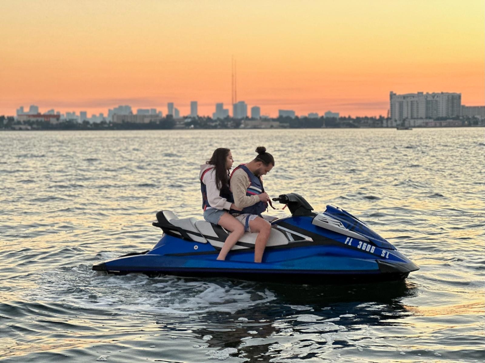 1 Hour Jet Ski Tour — Miami