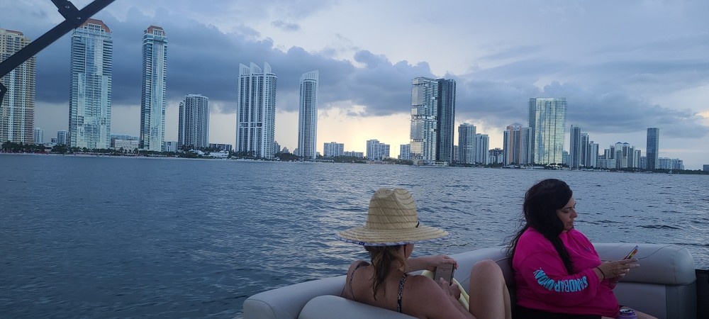 Hourly Cruises — Dania Beach