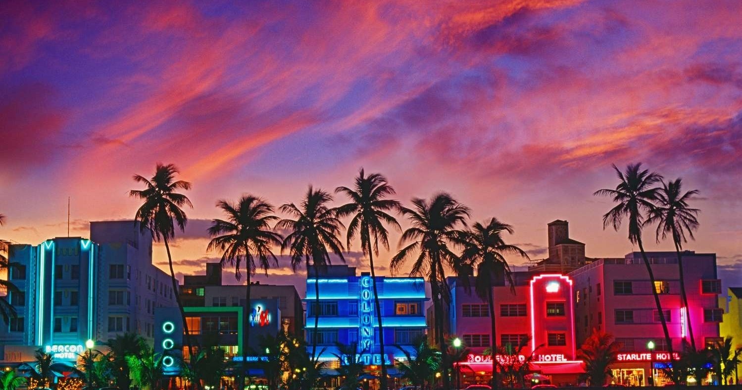 Miami Bar Crawl — Miami Beach