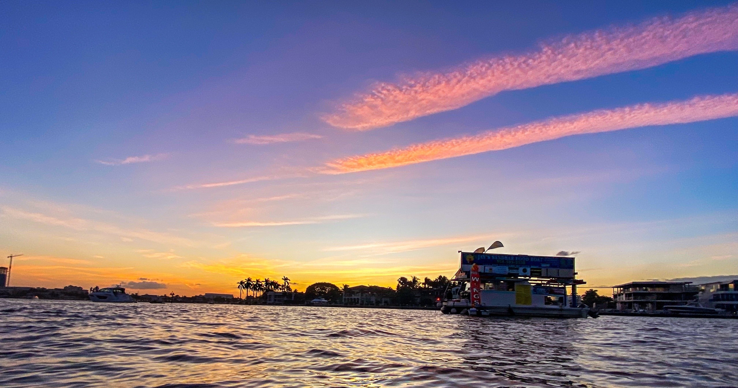 Regal Bowrider - Sunset Cruise — Fort Lauderdale
