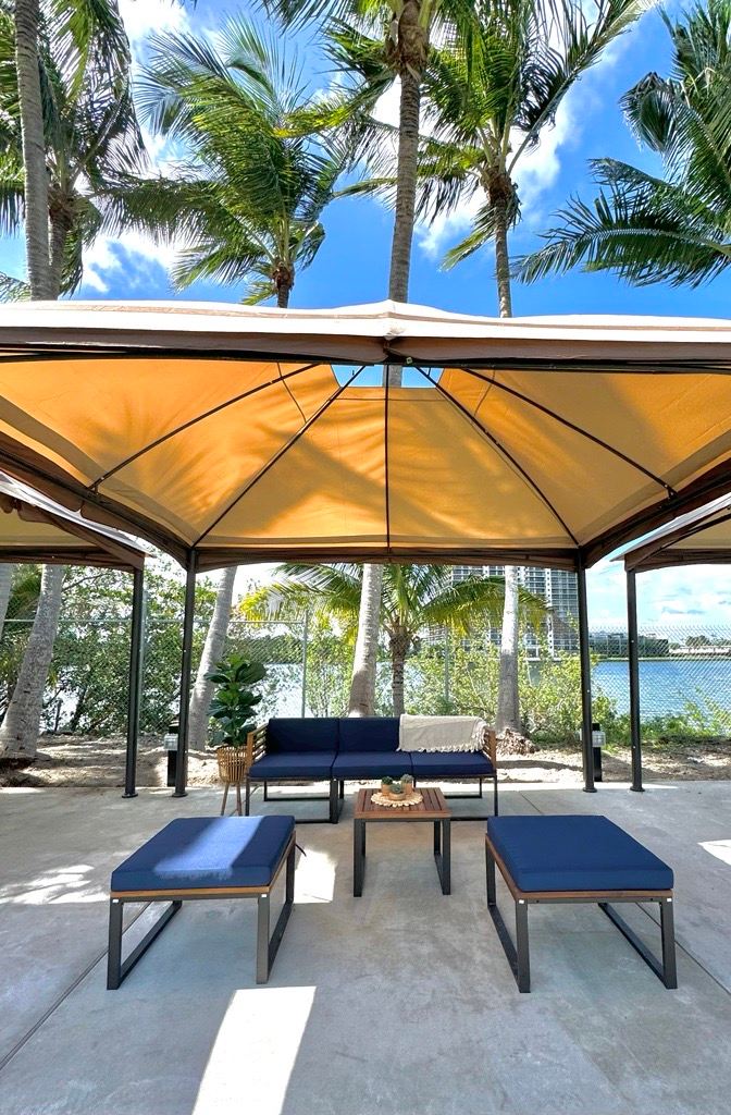 Cabana Rentals in Miami