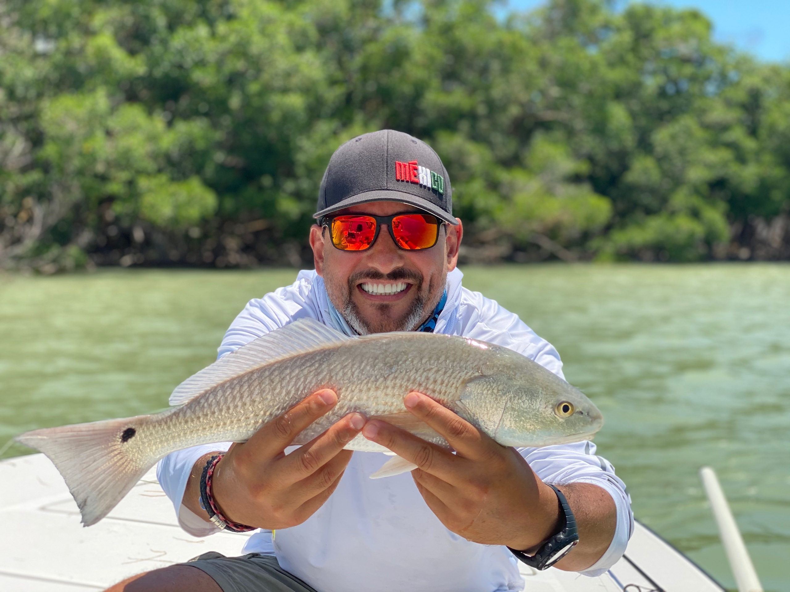 Full Day Inshore / Backcountry Fishing, 18' Maverick Skiff — Islamorada