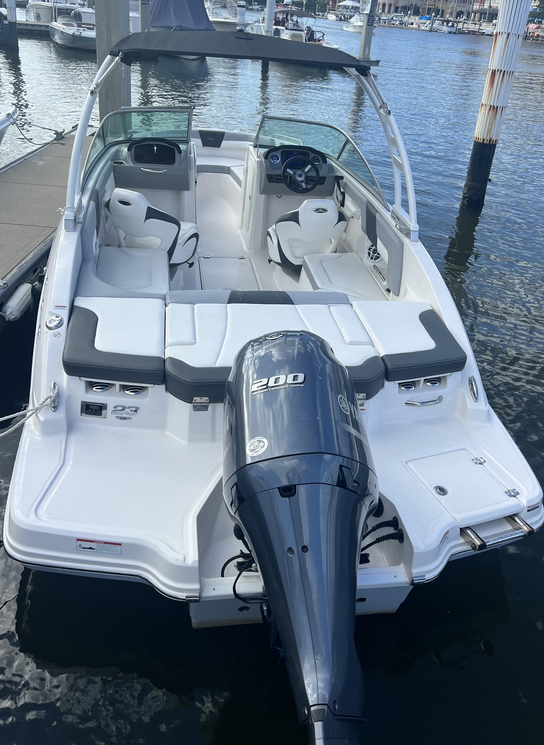 Chaparral SSI 23.9ft — Naples
