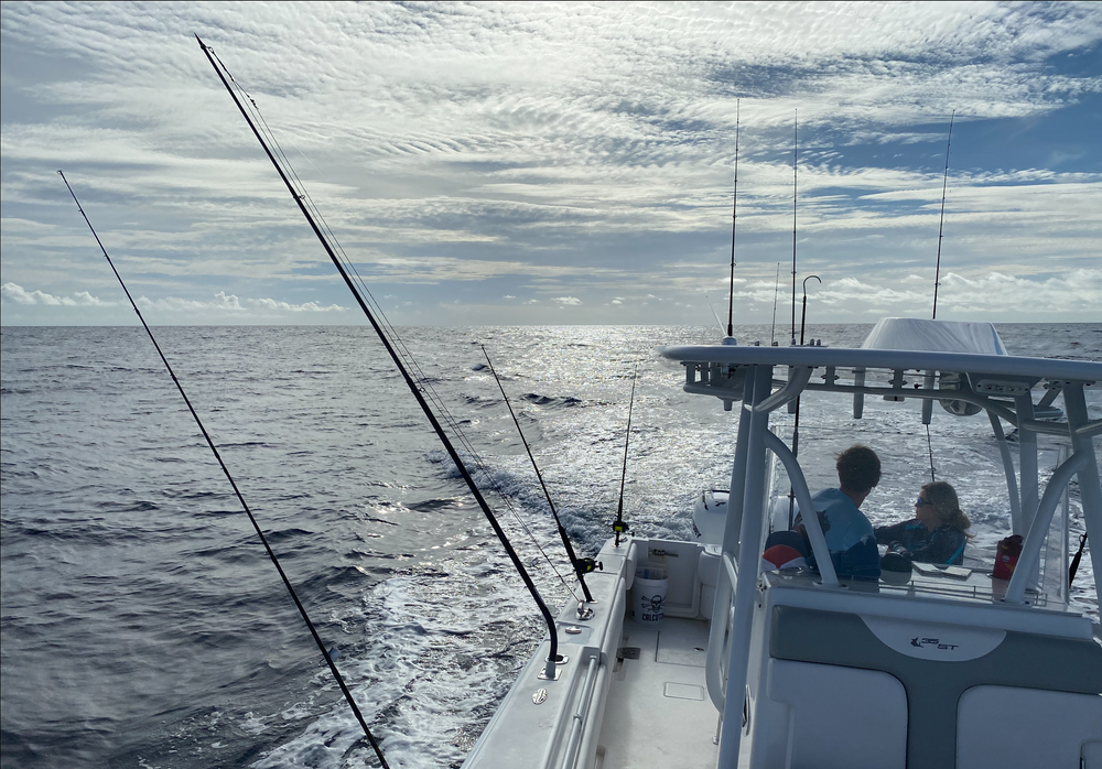 35ft Contender St — Marathon