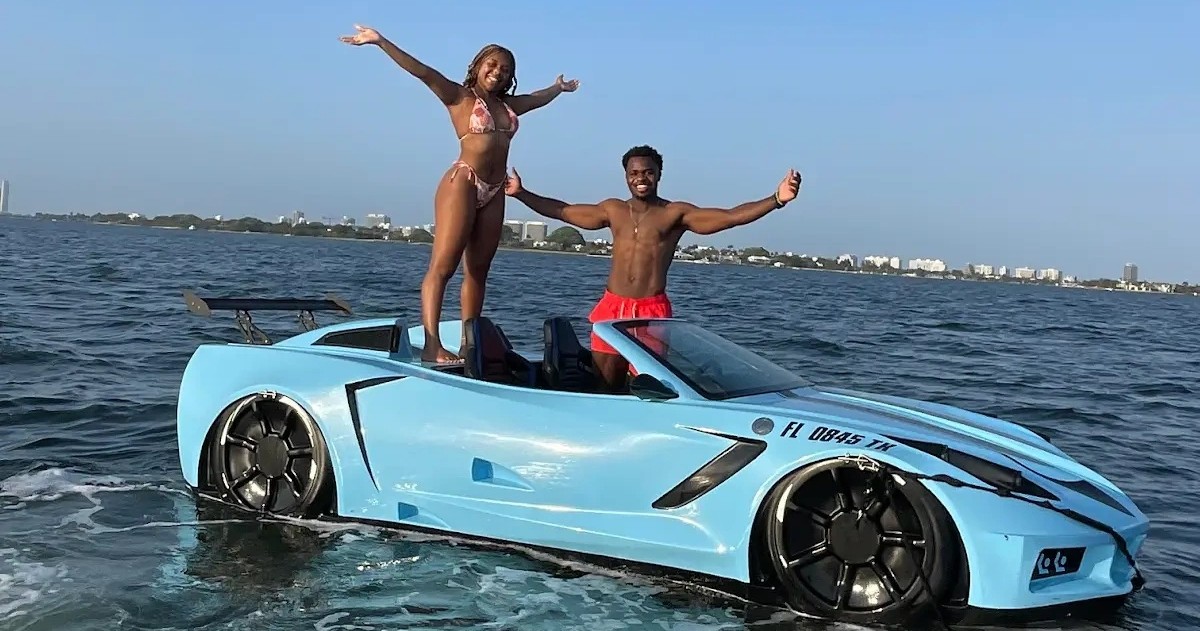 Exotic JetCar with Bluetooth Speakers — Miami