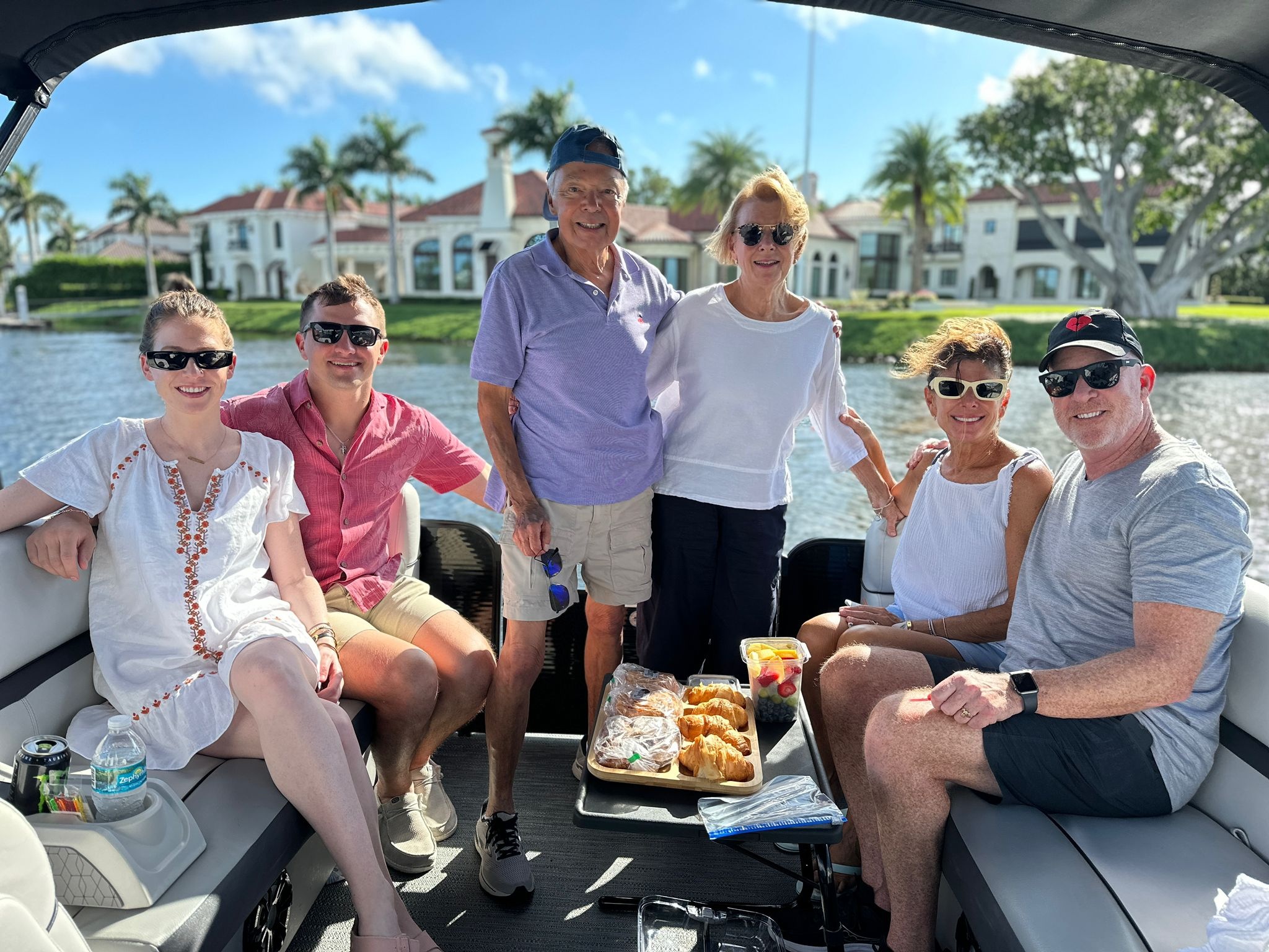 Naples Bay and Port Royal Daily Cruise with complimentary breakfast/snacks — Naples