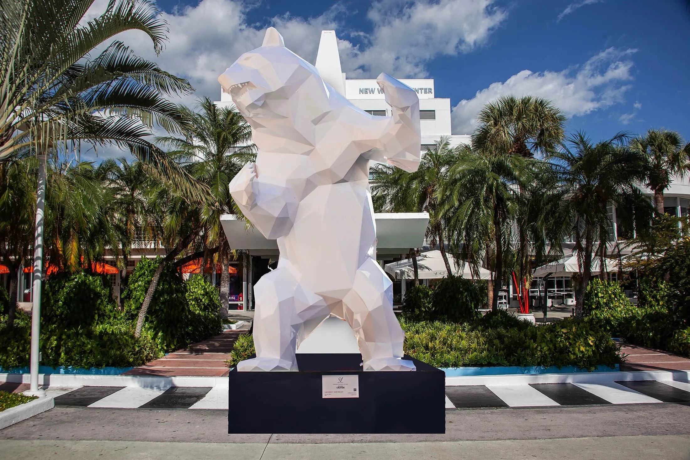 Miami: Top 10 South Beach Highlights Tour with Lincoln Road & Espanola Way SPANISH — Miami Beach