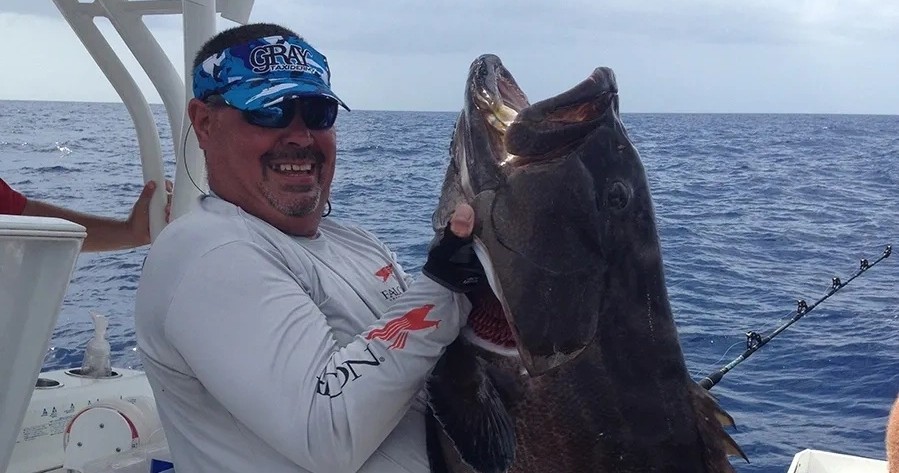 Offshore Fishing — Naples