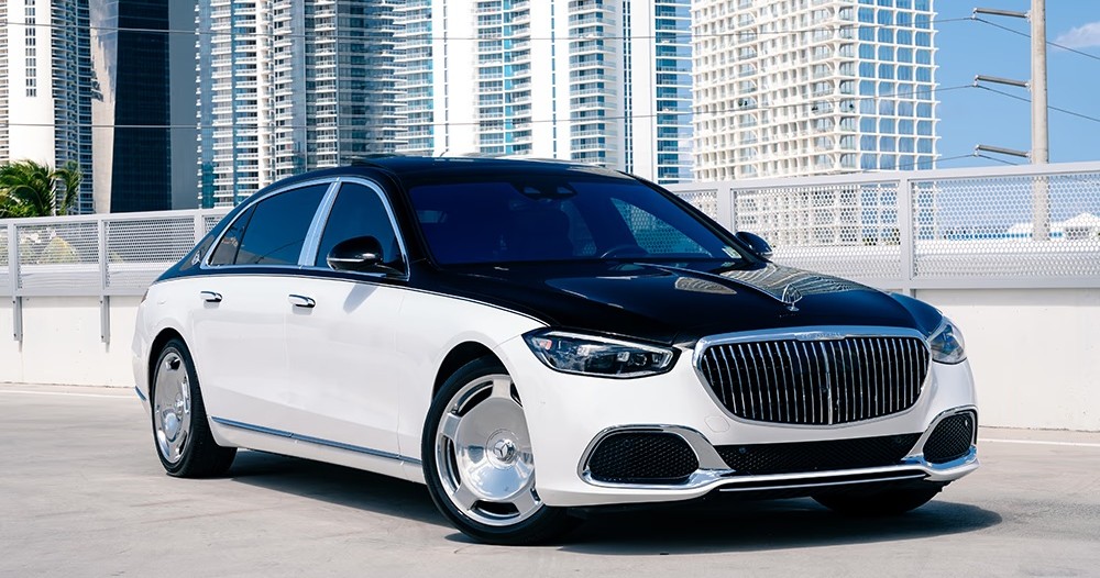 Mercedes Benz Maybach S580 — Miami
