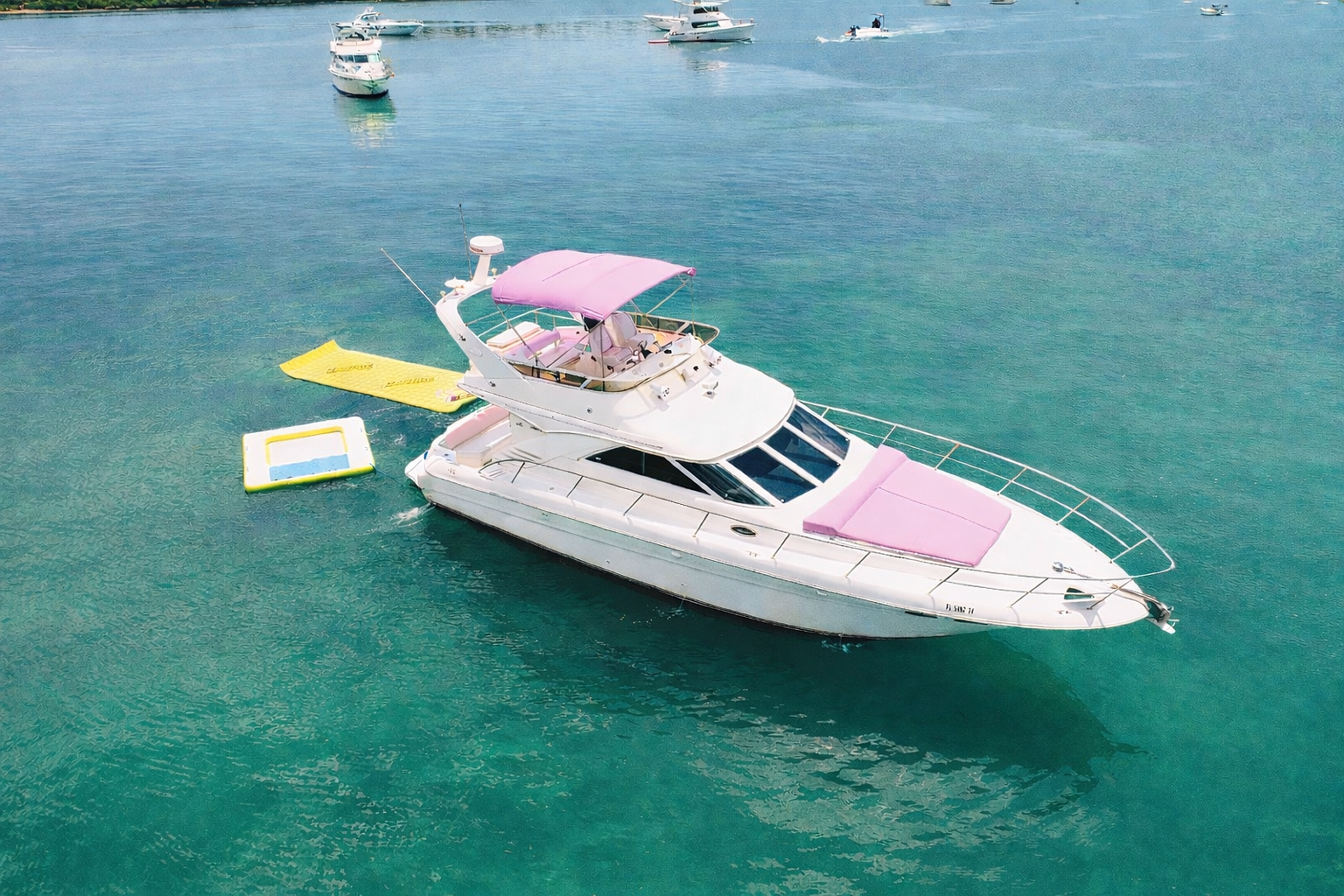Horizon 50' Yacht - Daytime — Miami