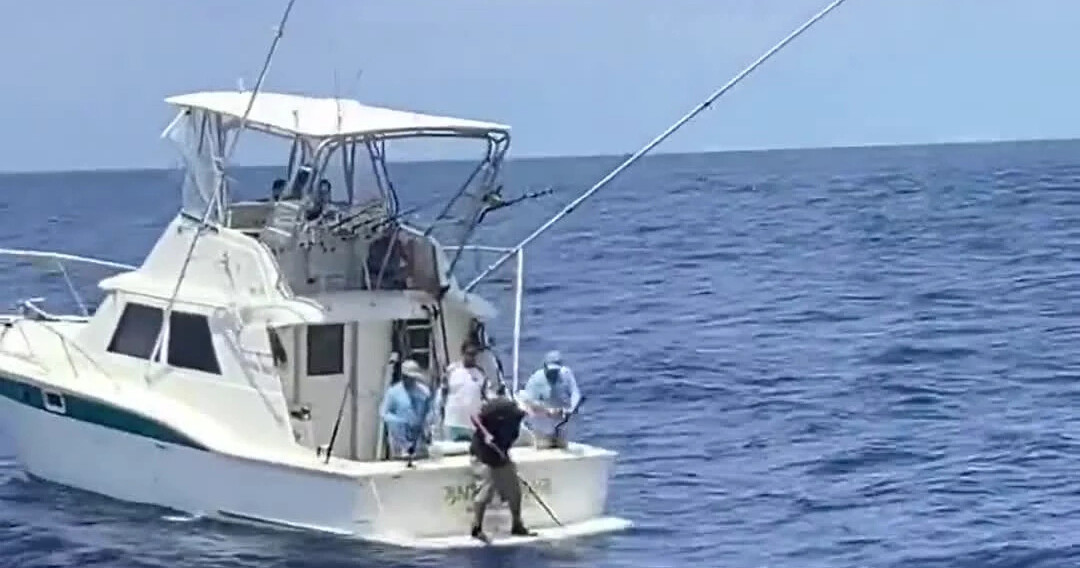 Three Hour Family Trip - 40' ft Hatteras — Marathon