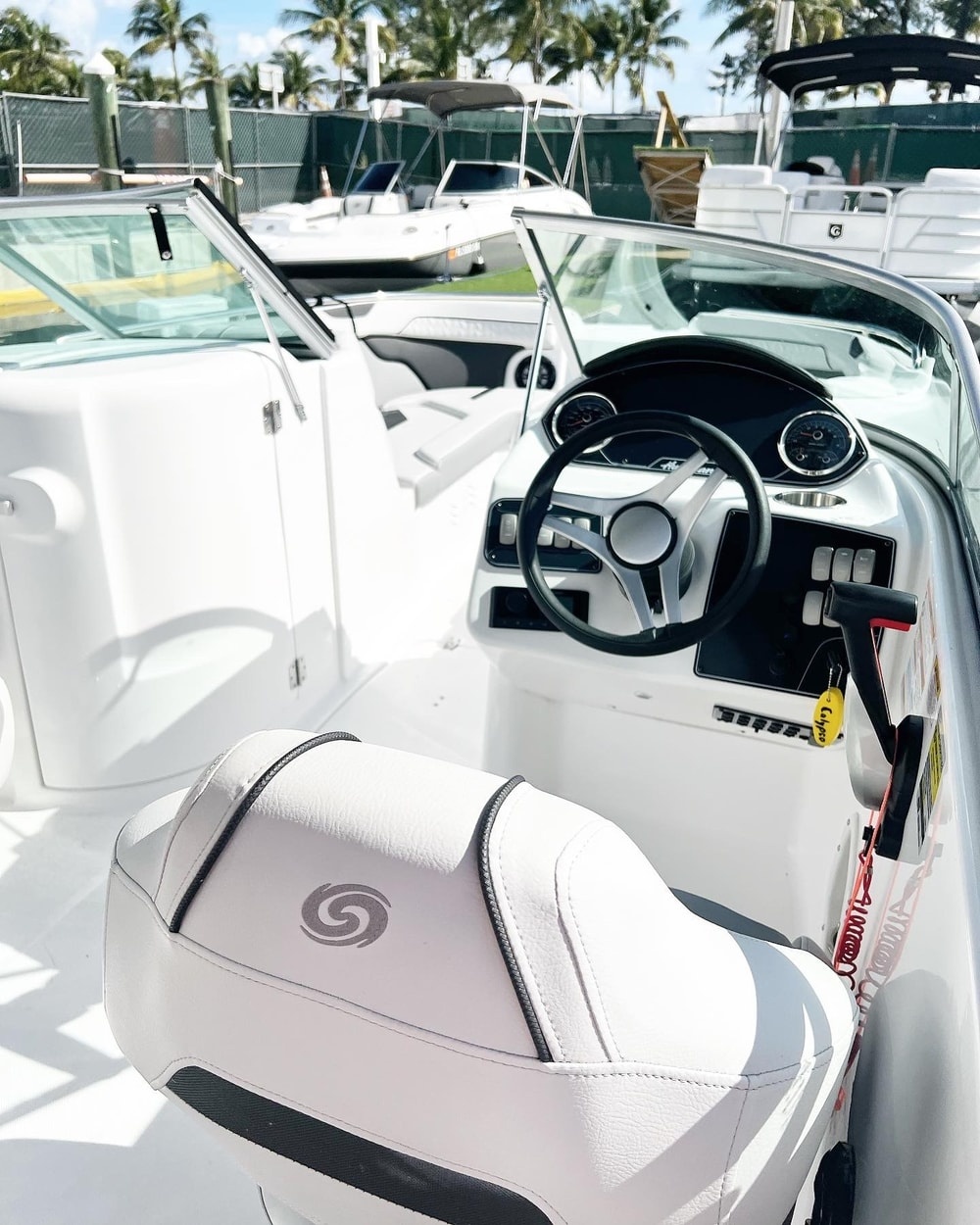 22' Calypso - Sundeck — Fort Lauderdale