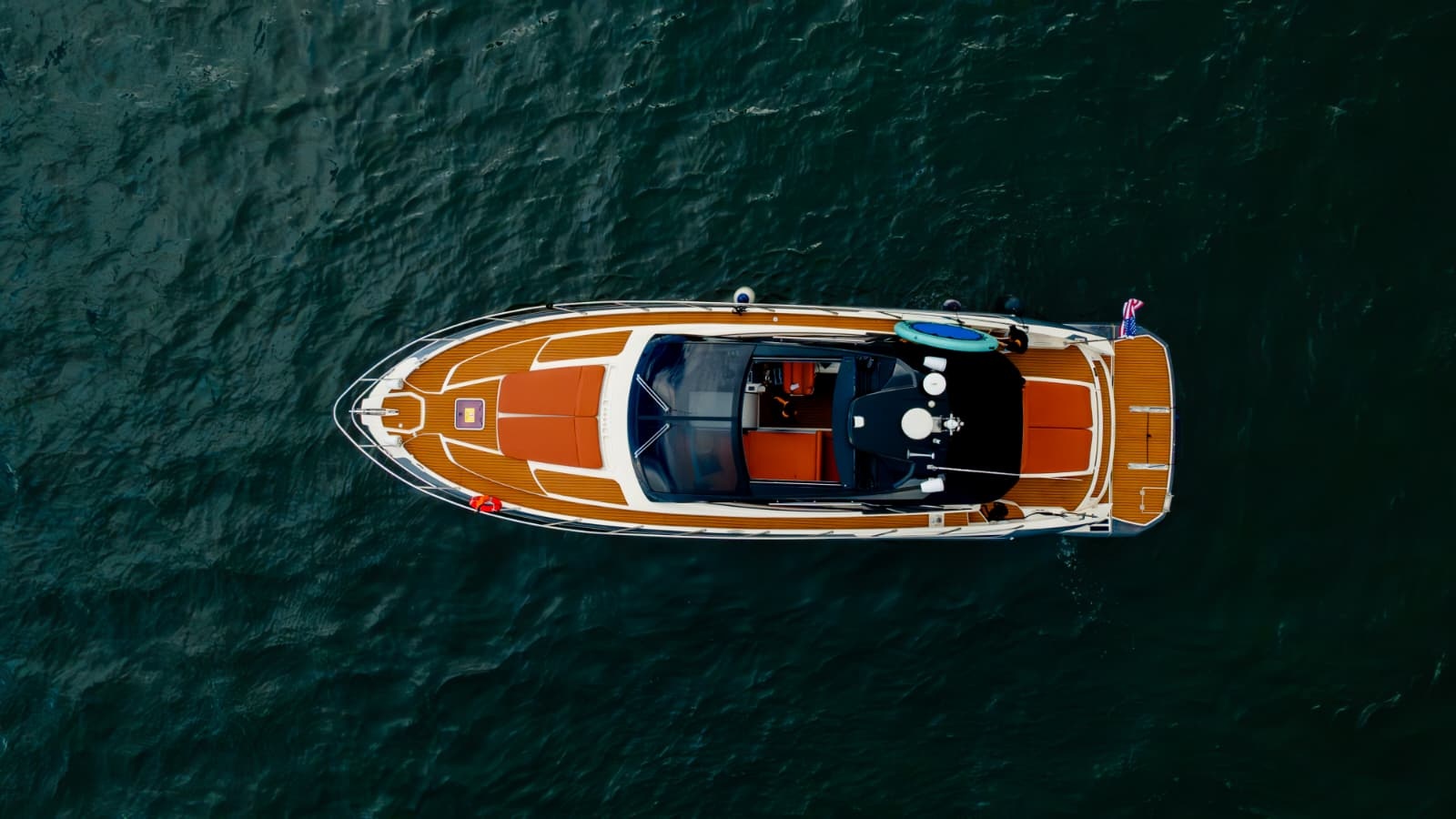 Luxury Azimut Carpe Diem — Miami