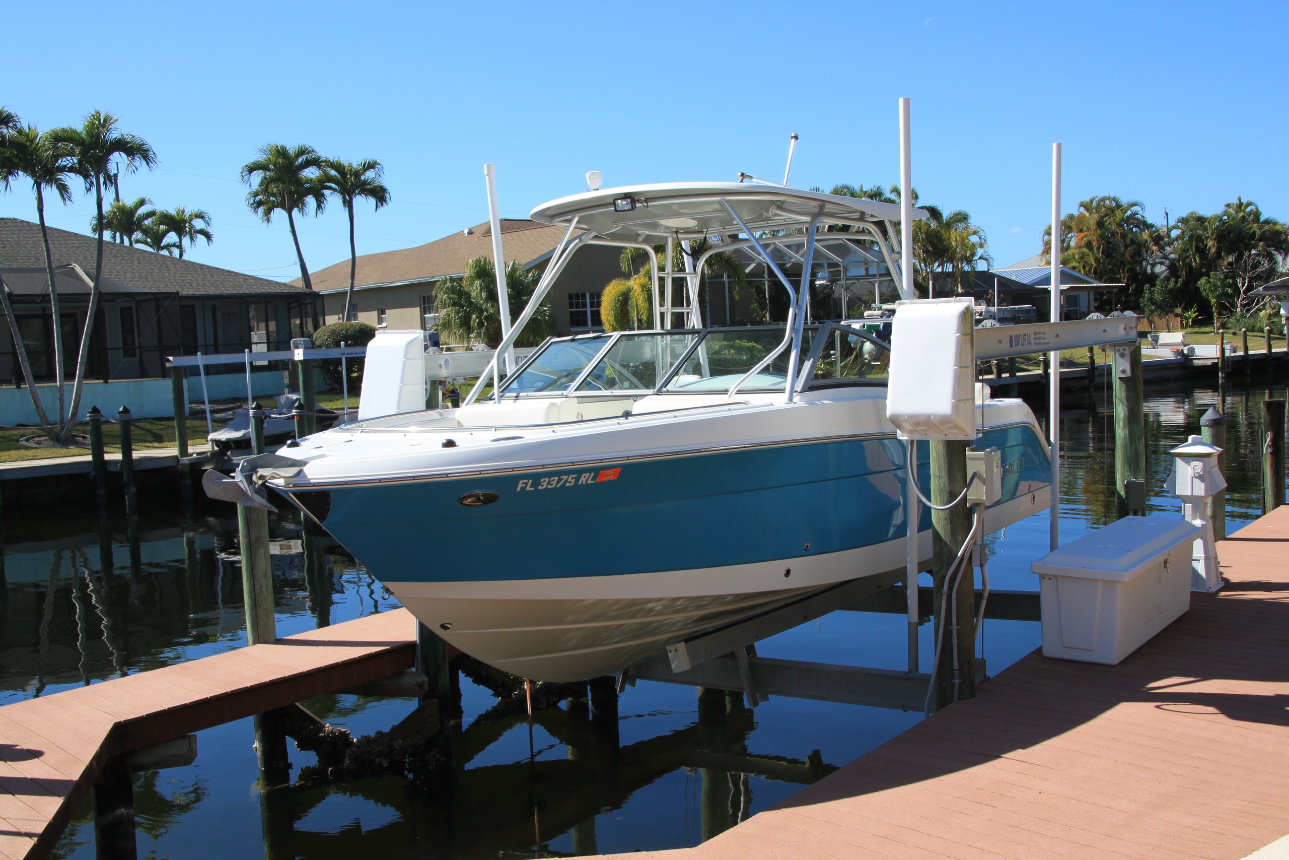 Robalo 247 Dual Console - 350HP — Cape Coral