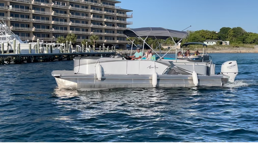 Single Decker Pontoon