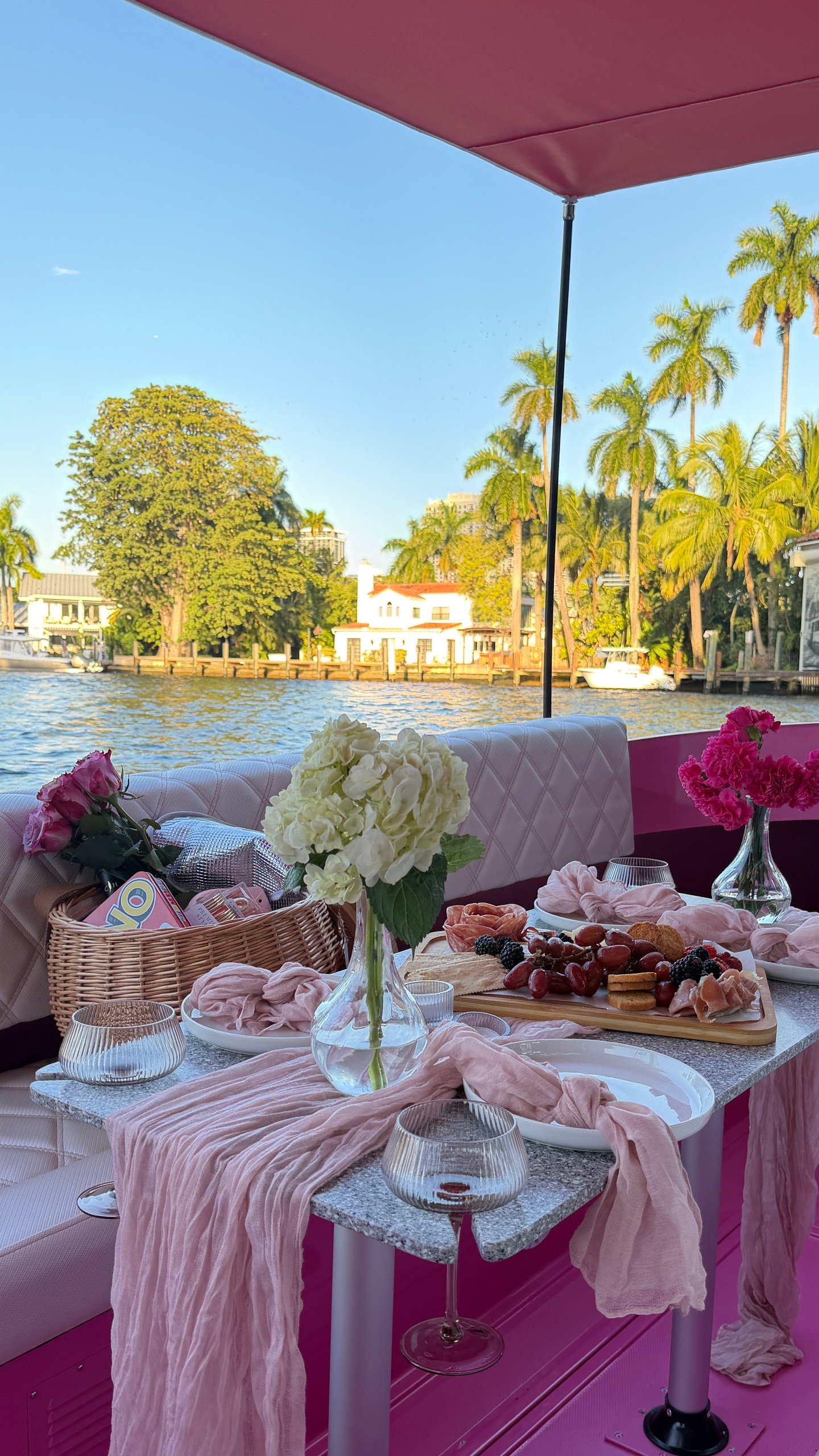 Picnic & Cruise — Fort Lauderdale