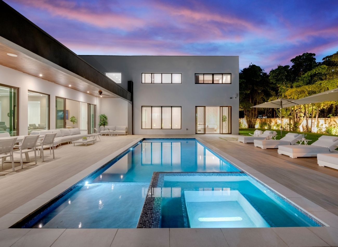 VILLA EMERALD