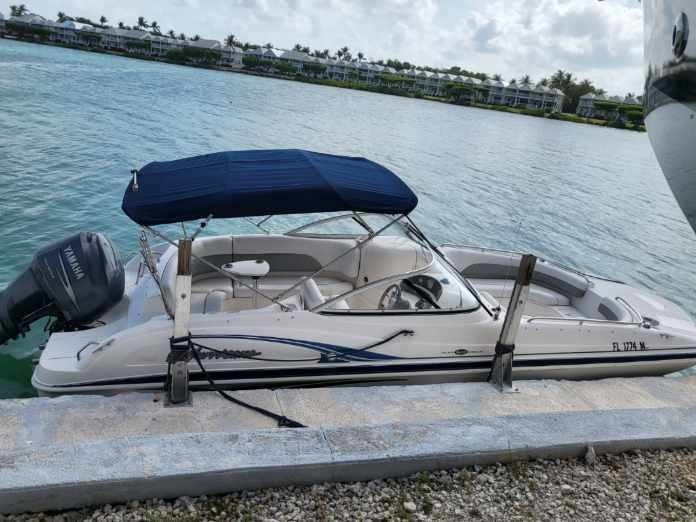24' Hurricane Deck Boat — Marathon