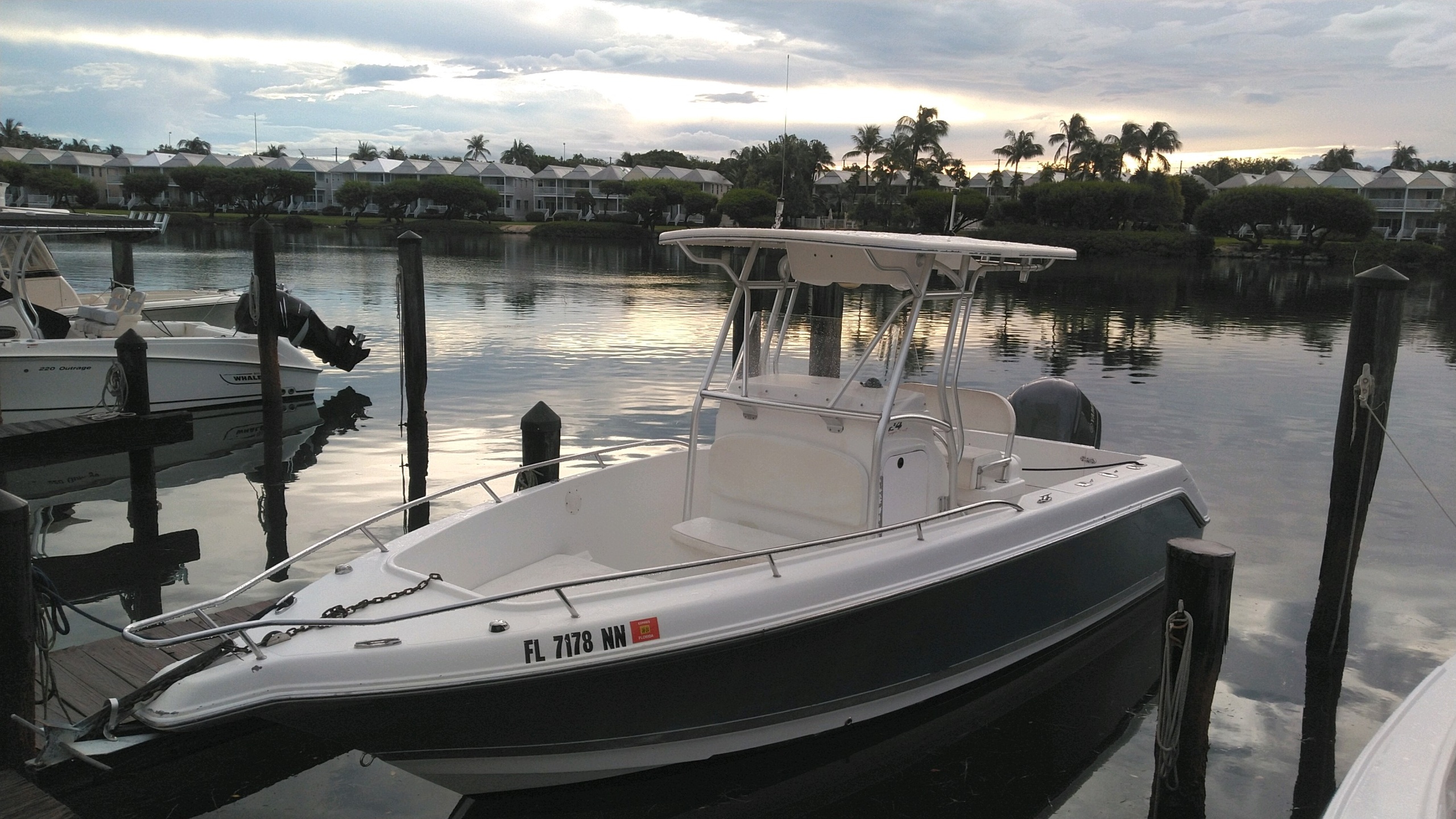 25' Proline Supersport CC — Marathon