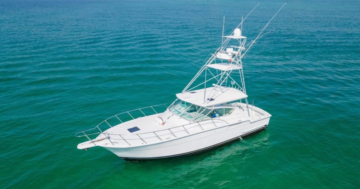 45' Hatteras Express — Marathon