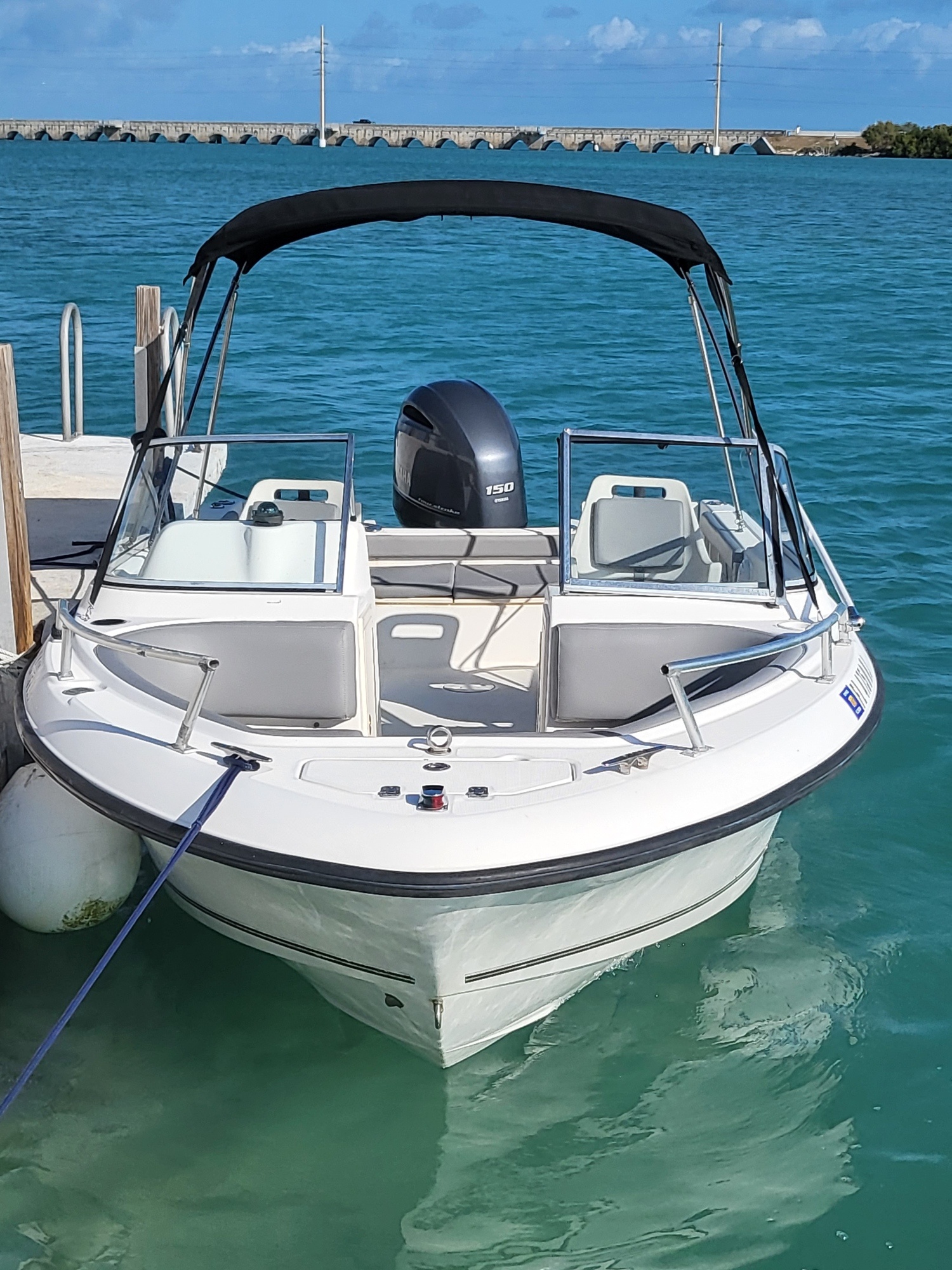 20' Mako Dual Console — Marathon